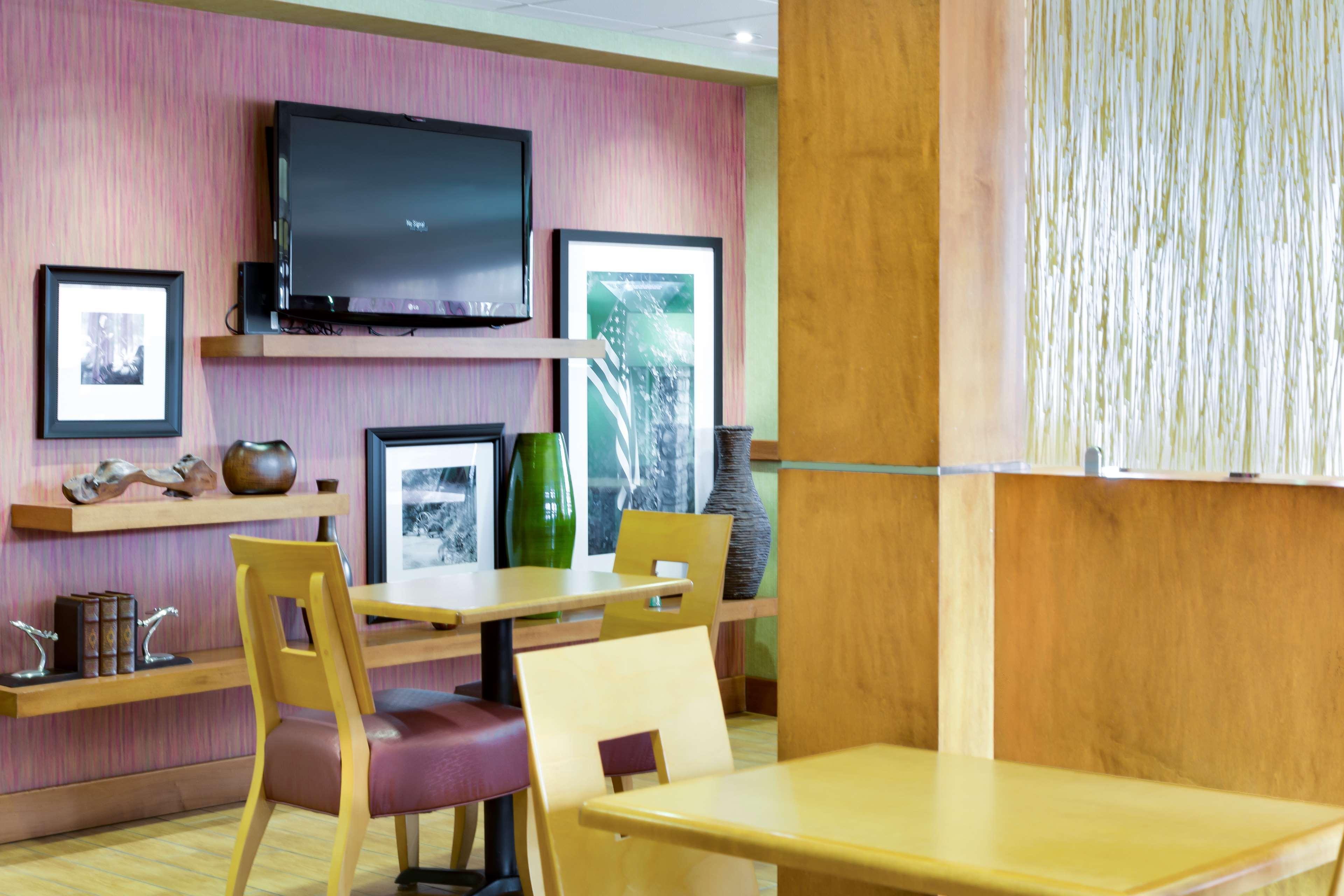 Hampton Inn Harrisonburg - University Esterno foto