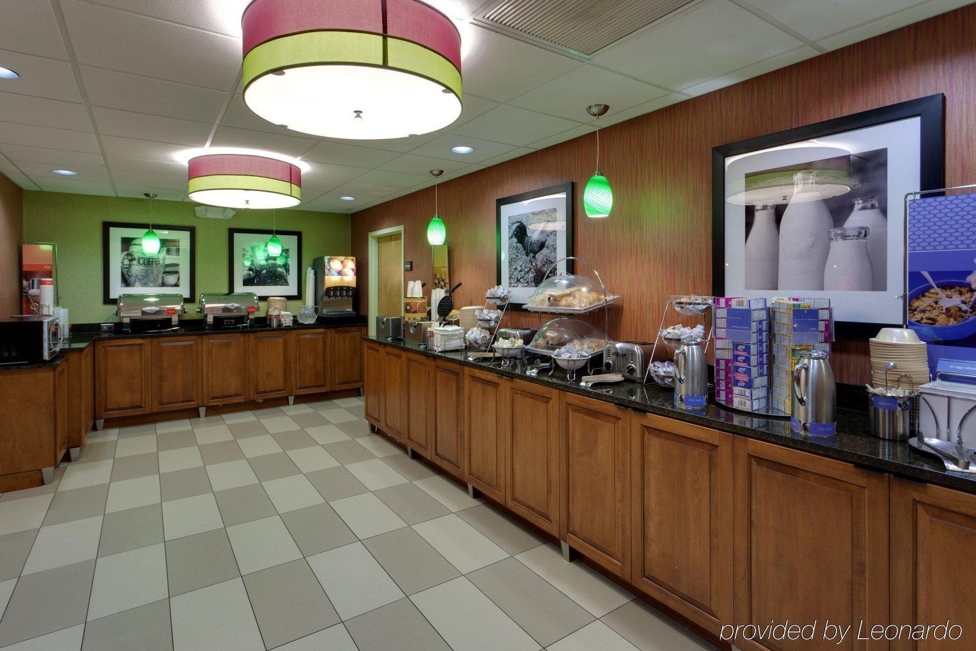 Hampton Inn Harrisonburg - University Ristorante foto